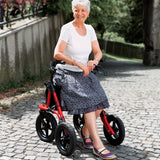 Taima XC rollator - med store luftfyldte hjul